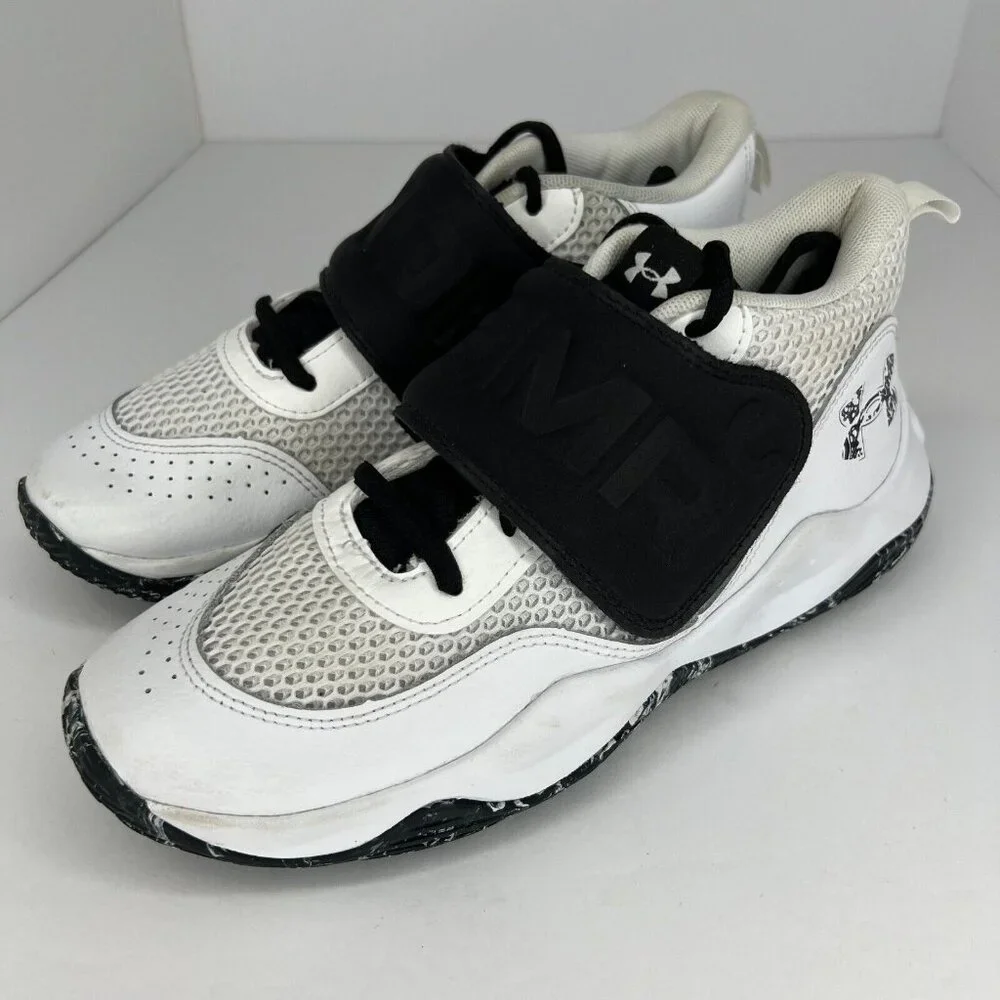Under Armour Boys 3026637-101 White Black GS Zone BB 2 Size 6Y Basketball Shoes